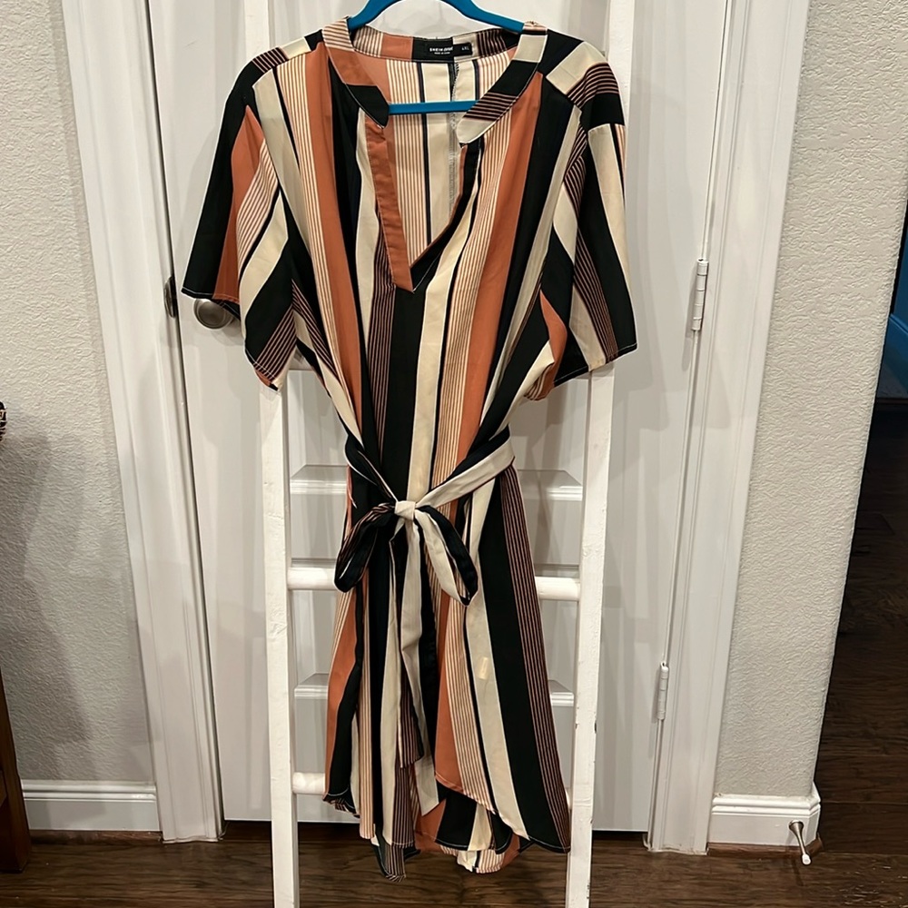 Shein Curve Multicolor Women’s 4XL Dress w/Cloth Waist Belt